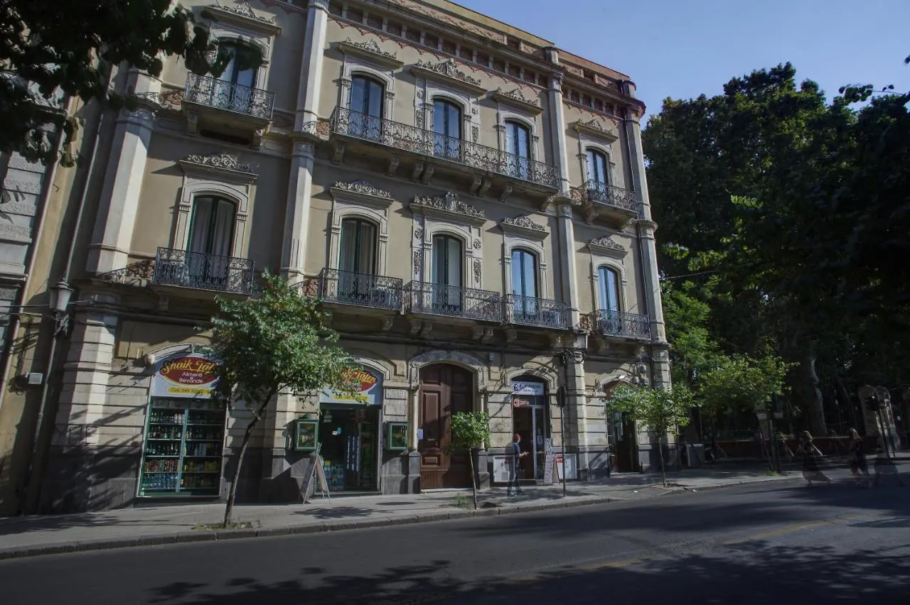 Palazzo Pastura B&B And Apartments CTA Italia